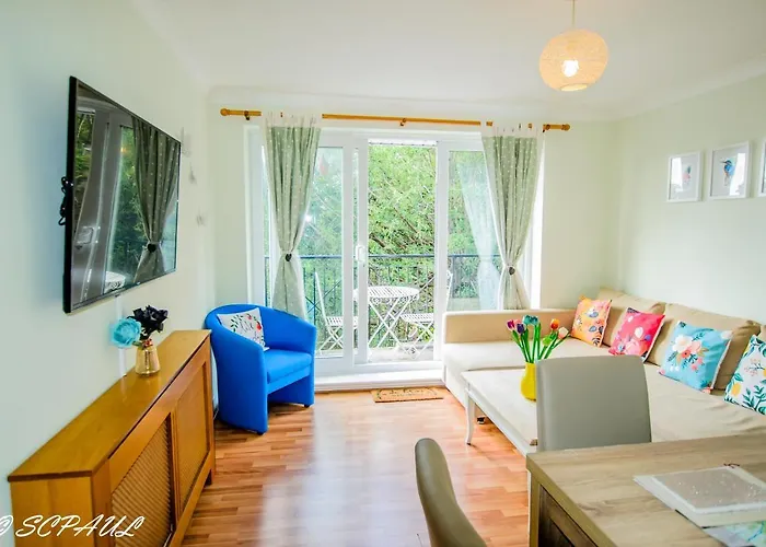 Apple Perch 2Br Flat - Free Parking